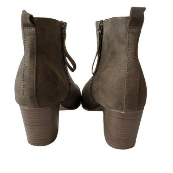 Old Navy Oregon Trail Olive Mid Ankle Boots 10 Block Heel Zipper Minimalist Chic - Picture 6 of 12